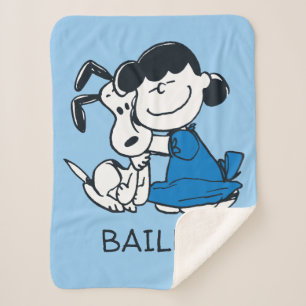 Cobertor Sherpa Lucy Hugging Snoopy