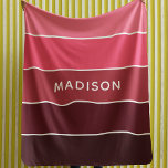 Cobertor Sherpa Nome Personalizado de Colorção de Pinks Coloridos<br><div class="desc">Este design colorido e moderno apresenta um padrão colorido em rosa e ameixa com seu nome personalizado #cobertores #quarto #bedroomdecor #gifts</div>