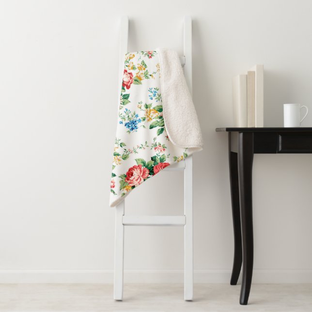 Cobertor Sherpa Padrão Floral Elegante com Elemento Rosa Design (In Situ)
