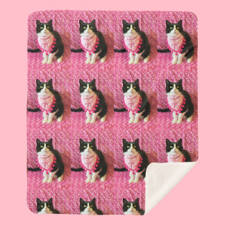 Cobertor Sherpa Pêssego Tuxedo Cat Medium Sherpa Blanket