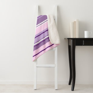 Cobertor Sherpa Pinos de pinos de pinos com risca mista, púrpura,