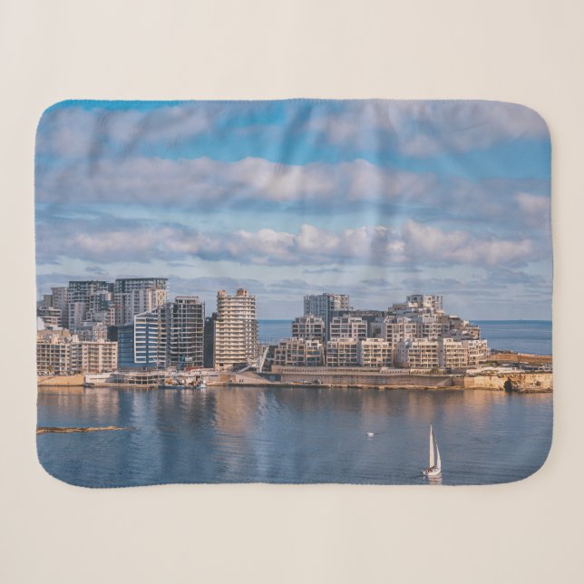 Cobertor Sherpa Porto de Sliema e arranha-céus em Malta (Frente (Horizontal))