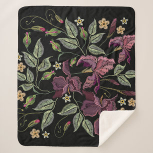 Cobertor Sherpa Roxo Bordado Suscita Fundo Negro.