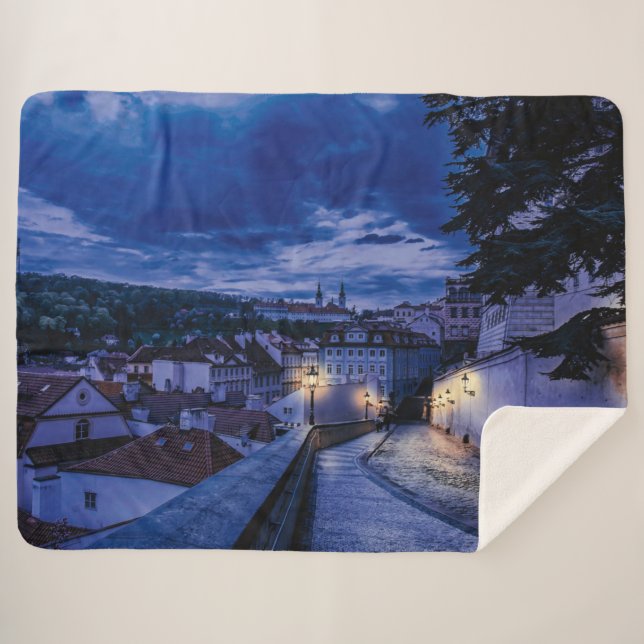Cobertor Sherpa Rua da noite em Praga (Frente (Horizontal))