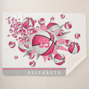 Cobertor Sherpa sala de esportes branca rosa rebentando bola de ba