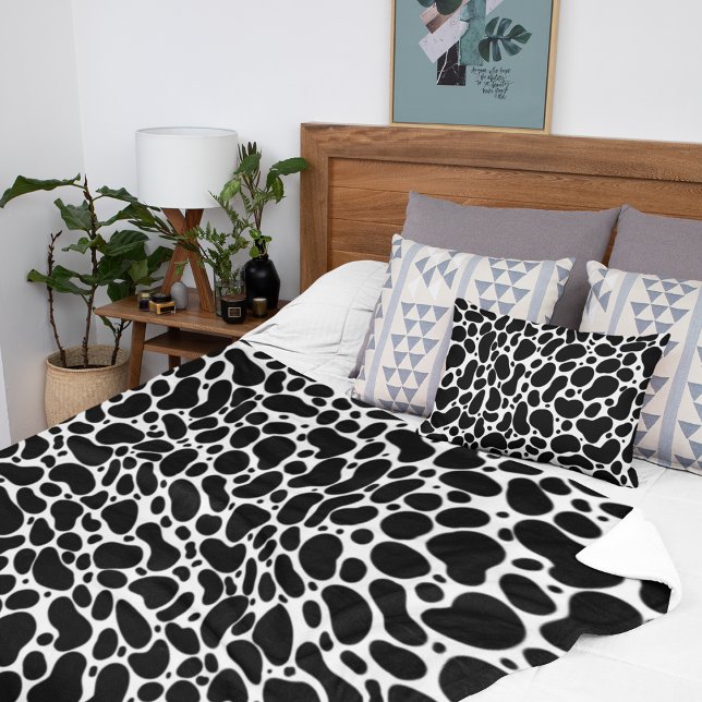 Cobertor Sherpa Traços do Pincel da Linha Preta e Branca (Black & White Line Brush Strokes Sherpa Blanket)