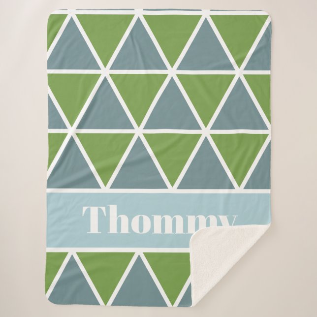 Cobertor Sherpa Triângulos em verde e azul com nome (Frente)