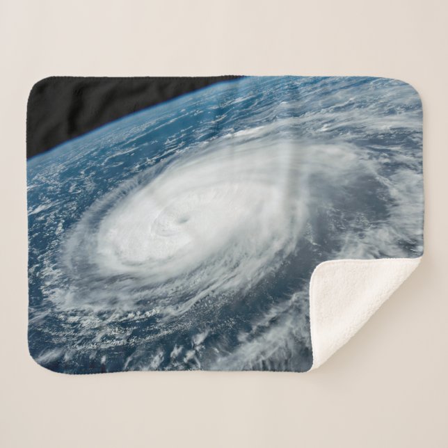 Cobertor Sherpa Tufão Hinnamnor. (Frente (Horizontal))