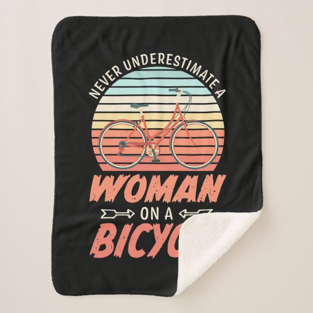 Cobertor Sherpa Uma Mulher Numa Bicicleta (Frente)