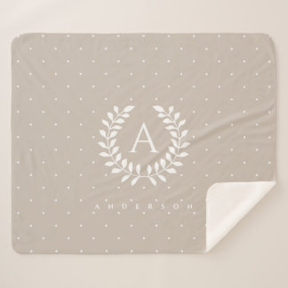Cobertor Sherpa White On Cool Beige Laurel Monogram Polka Dots