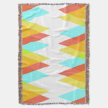 Triângulos amarelos, vermelhos e azuis de cadete