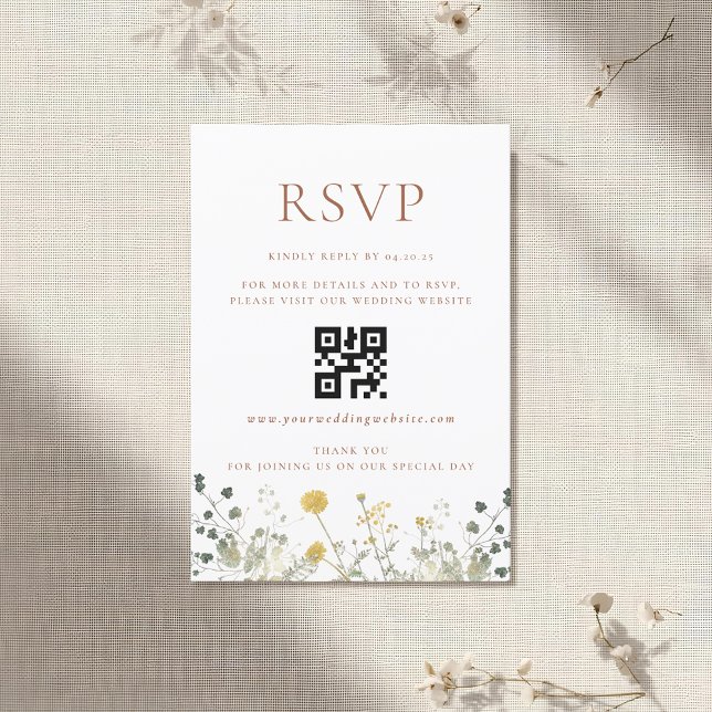 código QR de RSVP de casamento de flor selvagem de (Criador carregado)