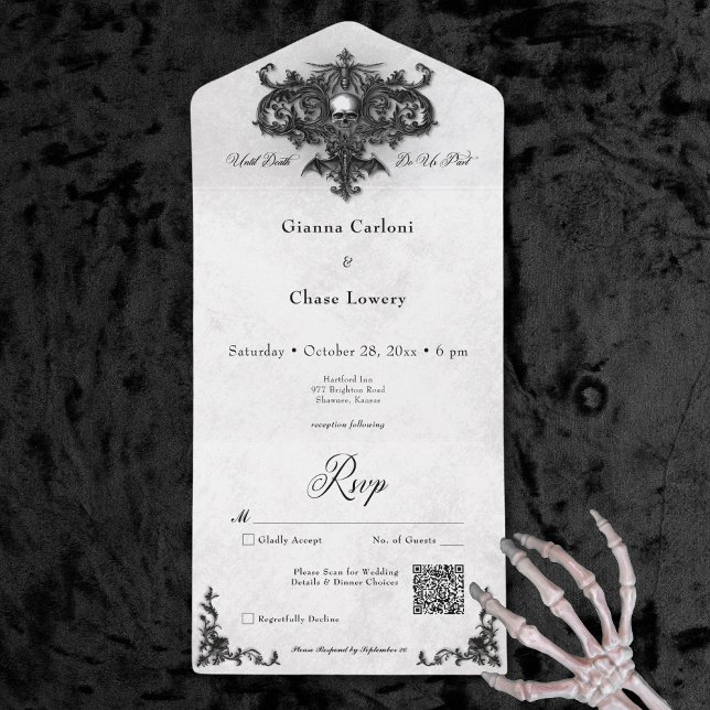 Código QR do Filigre de Halloween Preto e Branco G (Gothic Black & White Halloween Filigree QR Code All In One Invitation)