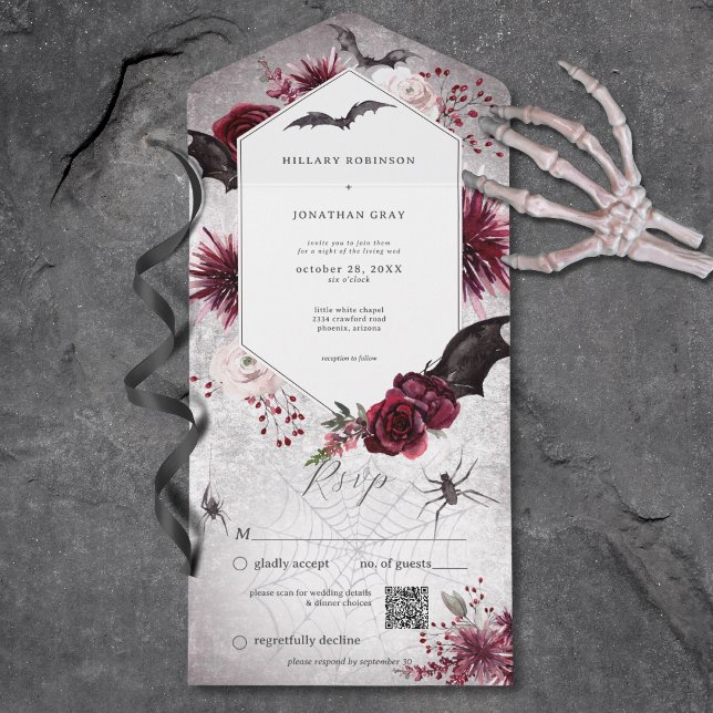 Código QR do Hexágono do Halloween de Black & Burg (Gothic Black & Burgundy Halloween Hexagon QR Code All In One Invitation)