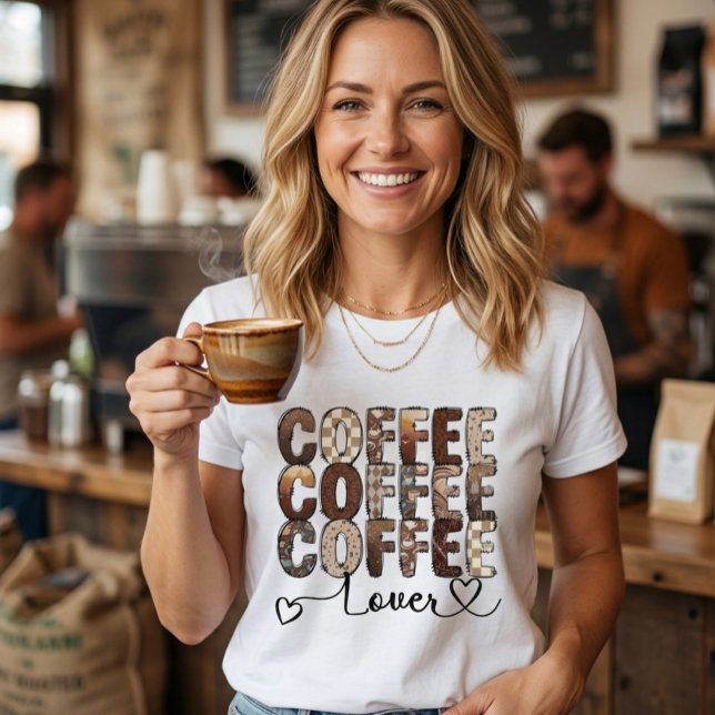 Coffee. Coffee. Coffee lover. T-Shirt (Criador carregado)