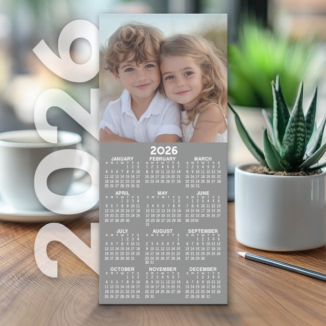 Colagem de Fotografias do Calendário 1 - Pode Edit (2026 Calendar on Cardstock - Simple, Minimal Design and Photo Collage)