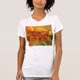 Colagem dourada da borboleta e do lírio - t-shirt