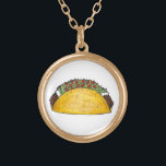 Colar Banhado A Ouro Comida mexicana Foodie Tacos Cinco de Mayo Gift<br><div class="desc">O colar apresenta um marcador original ilustrativo de um taco saboroso de duro mexicano recheado com carne de bovino,  queijo,  alface,  tomate e creme azedo. Excelente para o seu alimento favorito!</div>