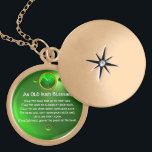 Colar Banhado A Ouro Uma Velho Bênção Irlandesa<br><div class="desc">Elegante, única joia celta de ouro com uma pedra esmeralda e uma pedra de xamrock com uma antiga dentro de oração irlandesa para o Santo do Dia do Paddy (, Rua. Patty ). Gemstones tridimensionais vibrantes e modelagem design, 3D muito precisa e renderização por parte da Búlgara Lumini (c).Parte da...</div>