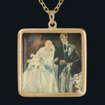 Colar Banhado A Ouro Vintage Art Deco Casamento Noiva e Groom Newlyweds<br><div class="desc">Ilustração Vintage, amor e arte romântica, imagem deco com noiva e noiva caminhando pelo corredor após a cerimônia de casamento. O homem está vestindo um smoking e a mulher está vestindo um vestido branco de casamento e carregando um buquê de flores calla lily. O feliz novo casal começa seu casamento....</div>