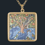 Colar Banhado A Ouro William Morris Woodpecker Tapeçaria Vintage Floral<br><div class="desc">William Morris Woodpecker Tapeçaria Arte Vintage Floral Mostra um pica-pau sentado no galho de uma fruta e apresenta um ornamentado especial de folhas azuis e fruta laranja. Arte do Movimento William Morris: Artes e Artesanatos britânicos / Art Nouveau Linda ornamentado artística floral, modelo de arte fina, design com árvore florescente,...</div>