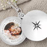 Colar Banhado A Prata A Melhor Mãe Alguma Foto Simples Clássica<br><div class="desc">Este design simples e clássico é composto por tipografia serif e adiciona uma foto personalizada.</div>