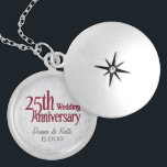 Colar Banhado A Prata Aniversário do Casamento Silver<br><div class="desc">Personalizar nomes e data de aniversário.</div>