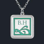Colar Banhado A Prata Art Deco Abstrato Teal Square Monograma<br><div class="desc">Design ornamentado de folha de  de decoração de arte minimalista.</div>