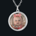 Colar Banhado A Prata Avó Avô Foto Primeira neta<br><div class="desc">Avó presente. Foto de Grandchild & Name. Primeira neta</div>