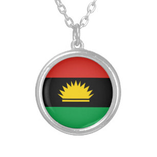 Colar Banhado A Prata Bandeira de Biafra (Bịafra)