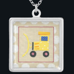 Colar Banhado A Prata Caminhão de Brinquedos Amarelos Bulldozer de Chari<br><div class="desc">Seu filho está interessado em construção? Satisfaça a curiosidade deles com esta impressão de um caminhão-cisterna de brinquedos amarelos de Chariklia Zarris. Você pode sentir a Terra se movendo debaixo das rodas gigantes deste veículo. Peça o seu hoje!</div>