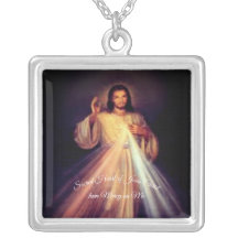 Coração Sagrado de Jesus Silver Plated Necklace