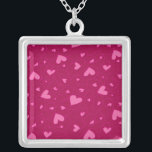 Colar Banhado A Prata Corações cor-de-rosa encaracolado<br><div class="desc">Adicione alguma elegância ao seu dia com este padrão cardíaco suave e encaracolado!</div>