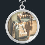 Colar Banhado A Prata Deus é minha Bíblia guia e Rosary Cross<br><div class="desc">Deus é a minha Bíblia guia e a Rosary Cross Isto é perfeito para qualquer um que tenta encontrar o seu caminho ou se você precisa de uma pequena ajuda lembrando que Deus é o seu guia. Faça tudo ao Cristo e não terá medo. Esta bela imagem de um rosário...</div>