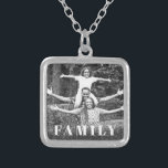 Colar Banhado A Prata *~* FOTO Acumulador de Imagens da FAMÍLIA AP42<br><div class="desc">Jewelry de fotos Jewelry de imagem NECKLACE QUADRADAS - Black GLITTER e White Block Letters (pesquisar no ID AP42 designs semelhantes em vários produtos ) Transferência para produtos Zazzle preferidos ou outros artigos de joalharia. * Memória melhorada de forma enérgica Memória de manutenção Carregue a imagem da sua família. No...</div>