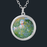 Colar Banhado A Prata Lady Claude Monet Painting Dans La Prairie<br><div class="desc">Bonito pintura impressionista de uma dama vitoriana lendo num campo. "Dans la prairie" significa "No campo". Claude Monet, em seu estilo inimitável, captura um dia perfeito de verão. A senhora está vestindo seu melhor vestido branco e capô de domingo. Um campo cheio de flores adoráveis, incluindo margaridas, é claro. Personalize...</div>