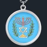 Colar Banhado A Prata Magen Persa David Menorah<br><div class="desc">Esta imagem foi adaptada de um antigo azulejo judeu persa e apresenta uma menorah com um Magen David (Estrela de David) enquadrado por ramos de oliveira. As imperfeições da imagem original pintada à mão foram preservadas.</div>