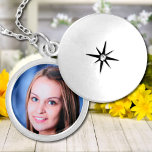 Colar Banhado A Prata Modelo de Fotografia Personalizado<br><div class="desc">Carregue uma foto e crie facilmente seu colar personalizado. Você pode TRANSFERIR este DESIGN em outros produtos do Zazzle e ajustá-lo ao ajustado da maioria dos itens do Zazzle. Os designs Standard Studio são feitos em alta resolução para um impressão profissional. Obrigado por escolher nossos designs e parar pelos Designs...</div>