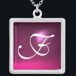Colar Banhado A Prata Monograma de Gem Ametist Rosa<br><div class="desc">Design único e elegante com gemstone. Modelagem e renderização de enfermeiras muito precisas no 3D Studio Max por parte de Búlgaro Lumini .Part da série Hyper Talismans.</div>