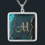 Colar Banhado A Prata Monograma Personalizado de Agitação Dourada com Te<br><div class="desc">Este elegante colar personalizado apresenta um fundo ágil acentuado com brilho de ouro falso. Personalize o seu monograma inicial em caligrafia manuscrita com o seu nome acima. Um presente feminino único para aniversário,  feriados e qualquer ocasião especial. Projetado apenas para você por Camisetas Extremas!</div>