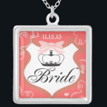 Colar Banhado A Prata Necklace da noiva<br><div class="desc">Colares de Festa de casamento de Manutenção de Casamento - para alterar a cor de fundo - clique em personalizar - clique em editar - escolha a última ferramenta no menu suspenso e escolha entre uma das cores mostradas ou digite o código hexadecimal de rgb para sua cor de casamento...</div>