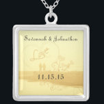 Colar Banhado A Prata Necklace de aniversário de Heart Beach<br><div class="desc">Colares de Manutenção Escolha Término Dourado Prateado Prateado ou Personalizado Personalizado Único Silver Silver Silver!Colares de Festas de casamento de Presença de Natal - para alterar a cor de fundo - clique em personalizar - clique em editar - escolha a última ferramenta no menu suspenso e escolha entre uma das...</div>