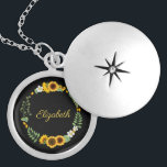 Colar Banhado A Prata Nome Monograma Iniciais Girassóis Flor Preto<br><div class="desc">Monograma deste lindo Sunflower no colar preto de fundo. Dons de excelente para as damas de honra e festa de noiva.</div>