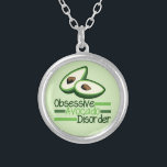 Colar Banhado A Prata Verde legal da desordem obsessiva do abacate<br><div class="desc">Eu amo abacates e alimentos saudáveis verdes. Especialmente em coisas deliciosas goste do guacamole. Um presente bonito para um foodie.</div>