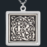 Colar Banhado A Prata Vintage Monograma R Art Nouveau<br><div class="desc">Art nouveau Letters - Monogramas from the Arts & Artesanatos Movement (Movimento de Artes e ) Esta letra R é um adorável monograma robusto R criado em 1901 e publicado num conjunto de livros. O monograma R é rodeado por um maravilhoso padrão de videira desenhada à mão, muito no estilo...</div>