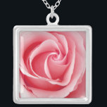 Colar bonito Rosa Rosa Rosa Rosa Penta<br><div class="desc">Bonito rosa rosa num adorável colar prateado prateado,  por 369Design. Um presente maravilhoso para sua festa noiva,  mãe,  irmã,  namorada ou melhor amiga. Disponível em várias cores.</div>