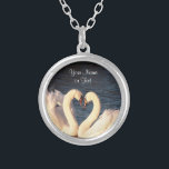 Colar Cisnes Brancas<br><div class="desc">Colar dos Cisnes Brancos Elegante</div>