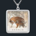 Colar de nomes personalizados dos Tigres de invern<br><div class="desc">Veja na minha loja mais itens de tigre.</div>