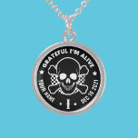 Colar De Prata Esterlina Chip do Aniversário legal Black Sober<br><div class="desc">Uma maneira legal de vestir seu medalhão de sobriedade anual como um colar! Personalize os seguintes detalhes para ajustado da viagem de recuperação: 1. Nome 2. Data de recuperação 3. Comprimento da recuperação - você pode colocar o tempo que quiser aqui! Este colar de 12 passos é um acessório na...</div>