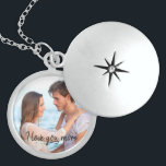 Colar De Prata Esterlina Eu te amo mais - Locket romântico da foto dos<br><div class="desc">Locket bonito da prata esterlina para seu amado, que você pode personalizar com sua foto favorita. O fraseio romântico lê "eu te amo mais" e aparece sobre sua foto como um texto preto overlay na tipografia moderna do roteiro. Consulte por favor nossa loja para produtos similares e o design alternativo....</div>